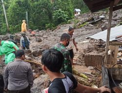 Banjir bandang melanda Siau Timur, 163 warga mengungsi